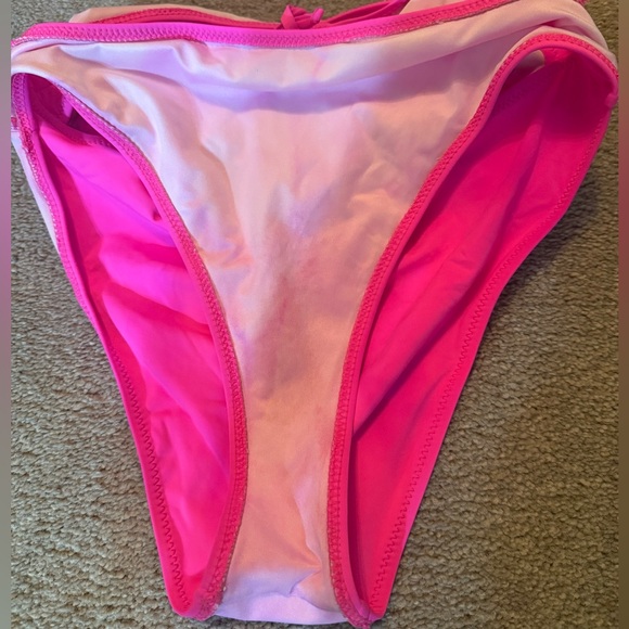 Hot pink Monokini - Picture 5 of 7